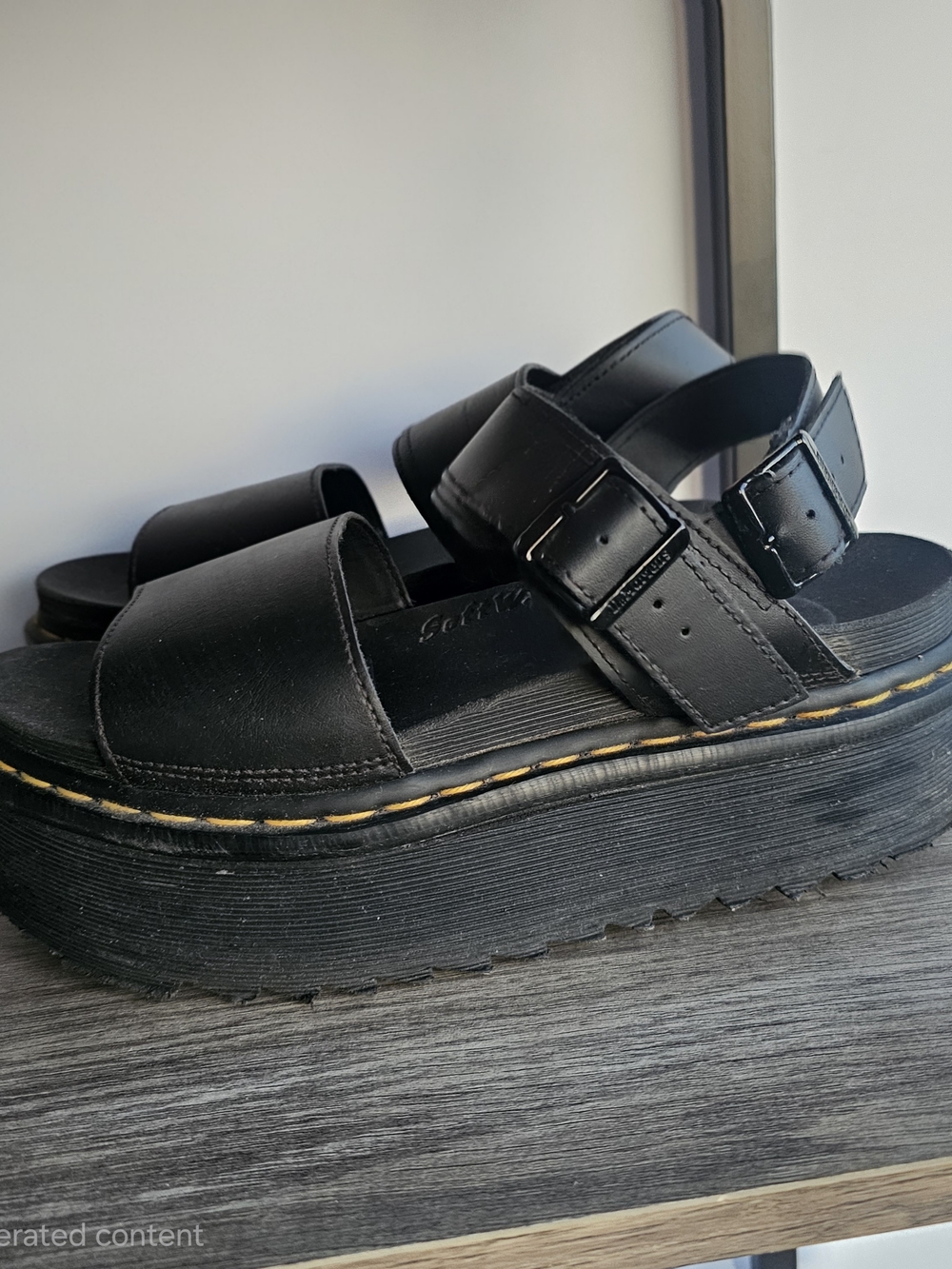 Women’s Dr. Martens Voss Black Platform Sandals Vacation Summer Neutral Size 9